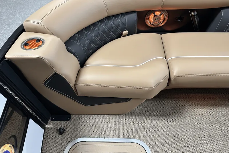 Slide: The Image of Barletta Lusso 25 UCA 2026 - 12