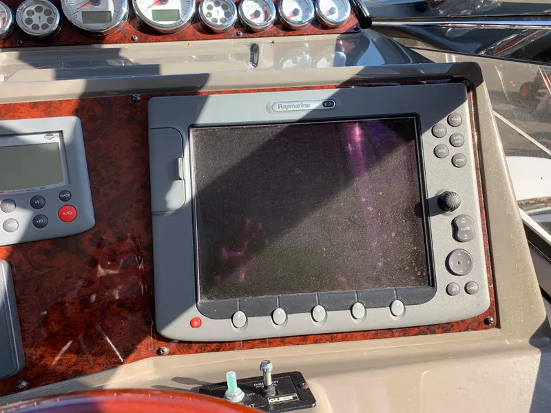 Slide: The Image of Regal 4460 Regal 2009 - 68