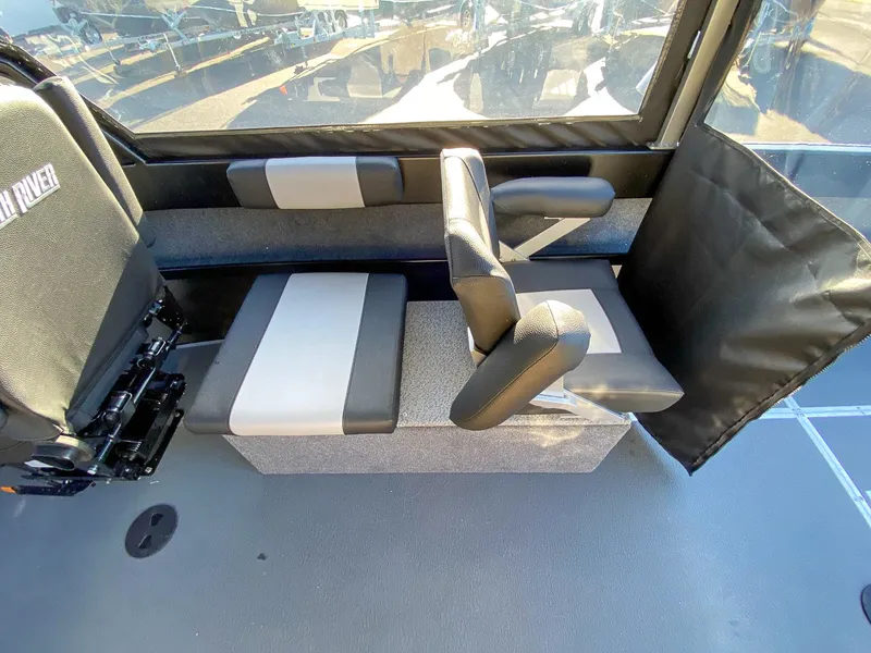 Slide: The Image of North River 24 SeaHawk 2026 - 12