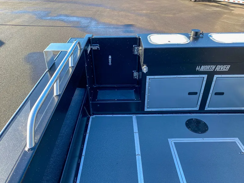 Slide: The Image of North River 24 SeaHawk 2026 - 17