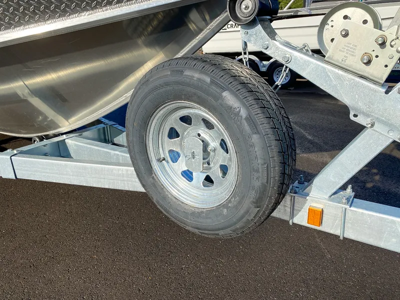 Slide: The Image of North River 24 SeaHawk 2026 - 19