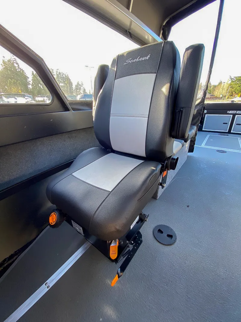 Slide: The Image of North River 24 SeaHawk 2026 - 8