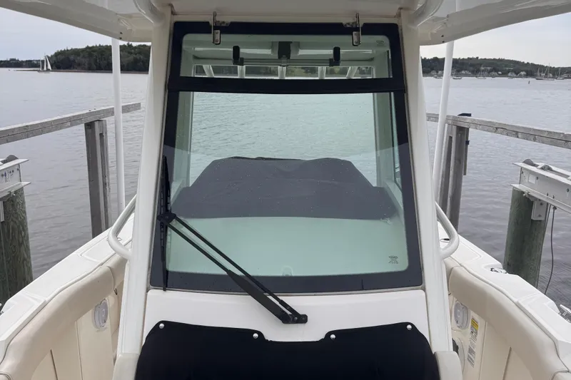 Slide: The Image of Boston Whaler 250 Outrage 2019 - 22