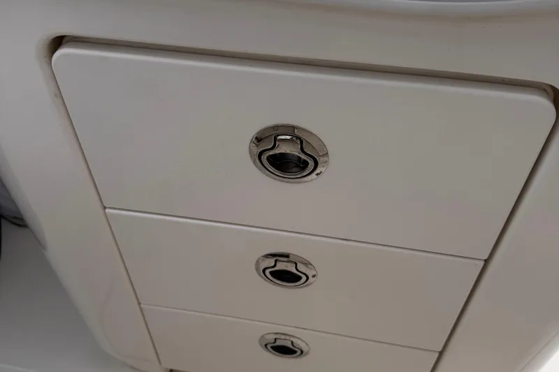 Slide: The Image of Boston Whaler 250 Outrage 2019 - 51