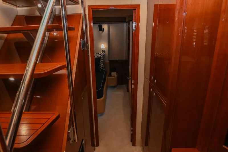 Slide: The Image of Sea Ray 60 Sundancer 2007 - 33