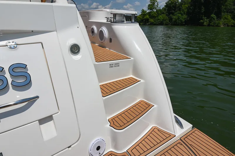 Slide: The Image of Sea Ray 60 Sundancer 2007 - 14