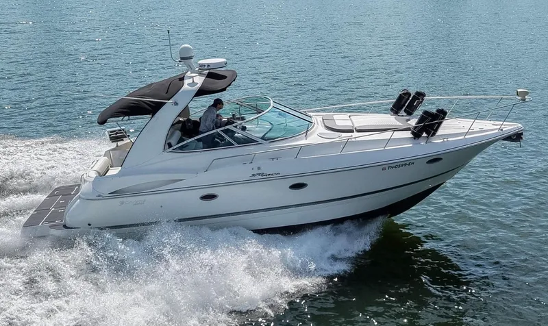 The Image of Cruisers Yacht 370 Express 2005 - 0