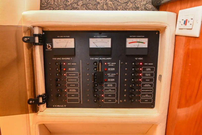 Slide: The Image of Cobalt 360 2004 - 91