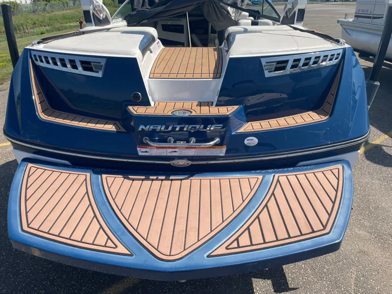 Slide: The Image of Nautique Super Air Nautique 210 2016 - 46