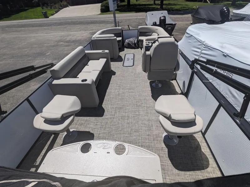 Slide: The Image of 2023 Harris Cruiser Fish and Cruise 230 Waconda Boats - harris pontoon Sale - 2