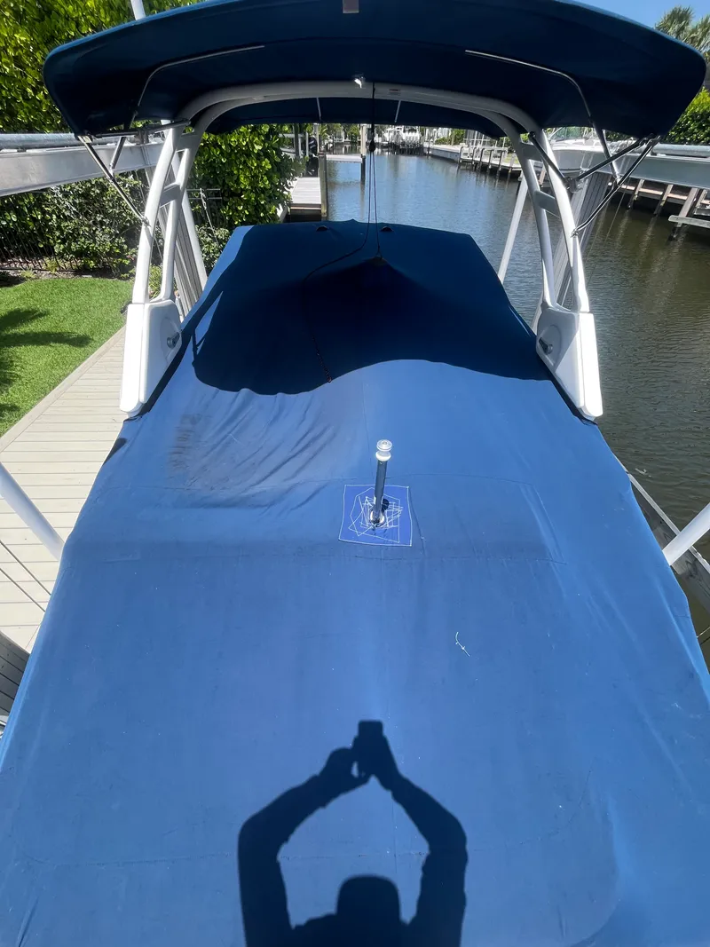 Slide: The Image of Sea Ray 270 SDX 2021 - 10