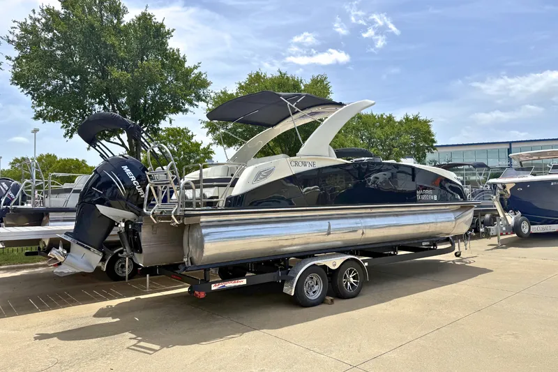 Slide: The Image of Harris Crowne SL 250 2019 - 3