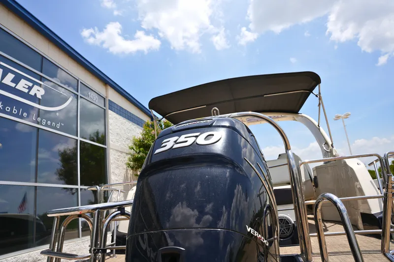 Slide: The Image of Harris Crowne SL 250 2019 - 4
