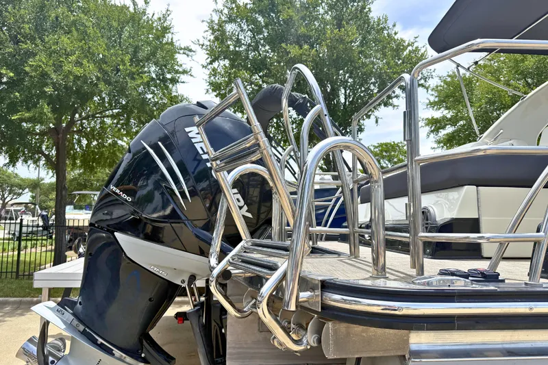 Slide: The Image of Harris Crowne SL 250 2019 - 4