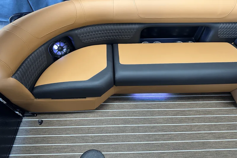 Slide: The Image of Premier 250SOLARIS 2026 - 10