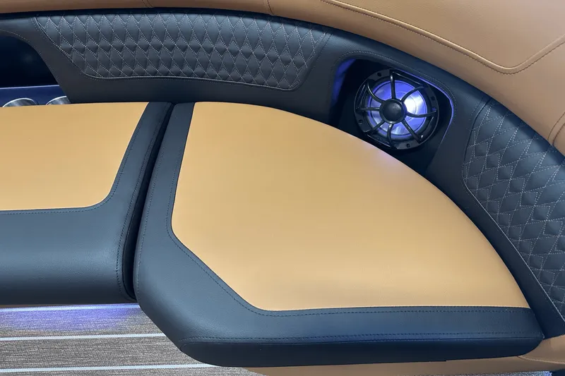 Slide: The Image of Premier 250SOLARIS 2026 - 18