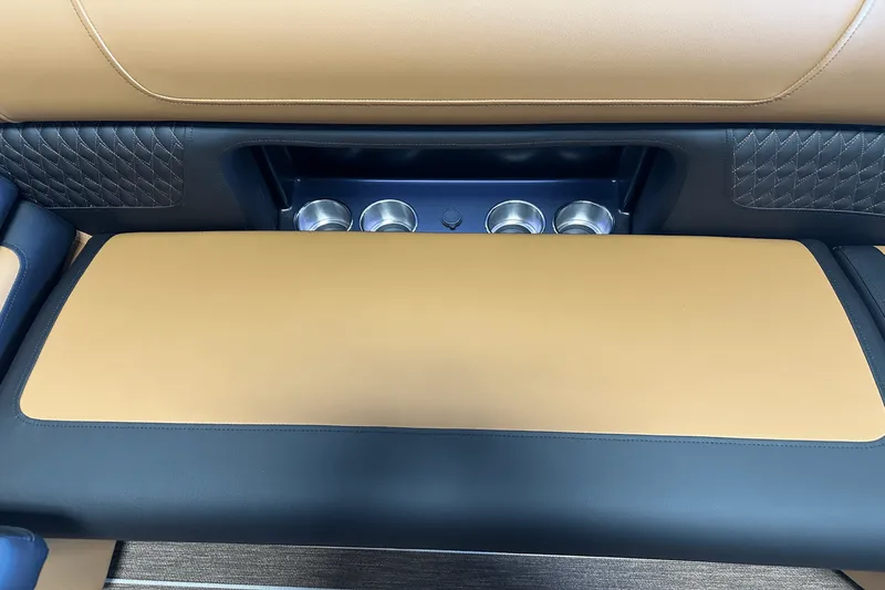 Slide: The Image of Premier 250SOLARIS 2026 - 21