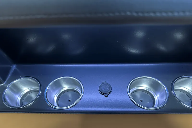 Slide: The Image of Premier 250SOLARIS 2026 - 24