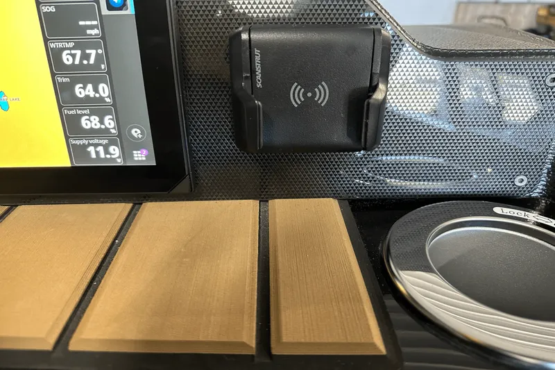 Slide: The Image of Premier 250SOLARIS 2026 - 40