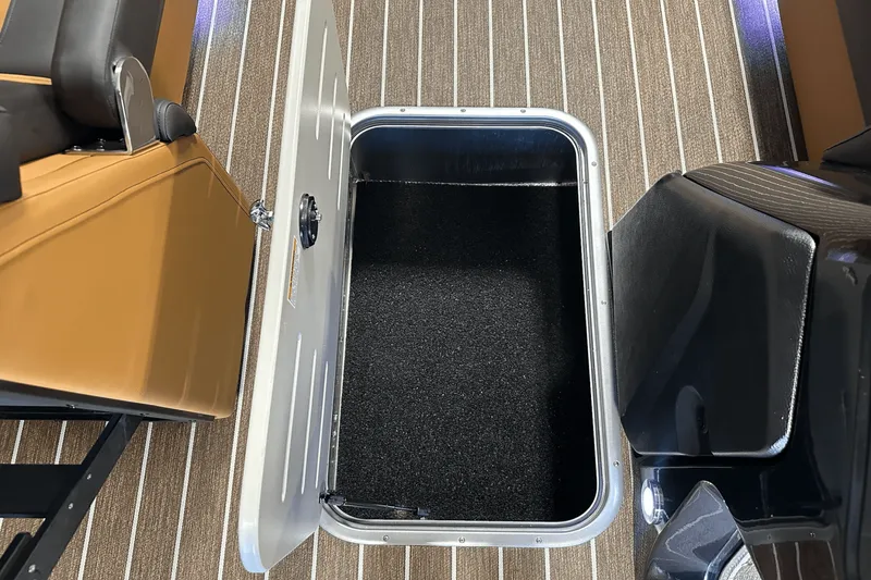 Slide: The Image of Premier 250SOLARIS 2026 - 45