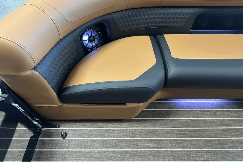 Slide: The Image of Premier 250SOLARIS 2026 - 60