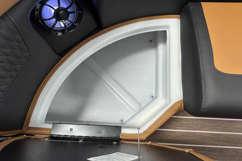 Slide: The Image of Premier 250SOLARIS 2026 - 62