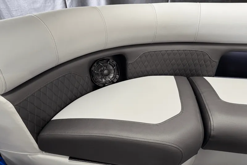 Slide: The Image of Premier 230SUNSATION 2026 - 18
