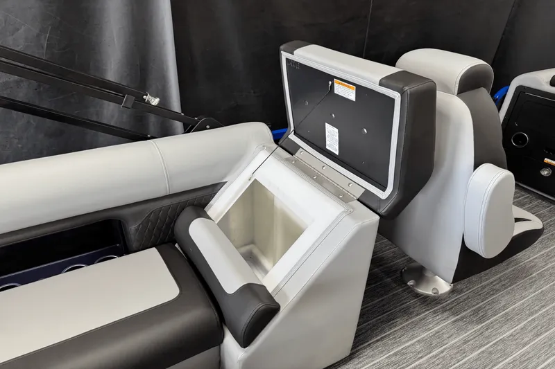 Slide: The Image of Premier 230SUNSATION 2026 - 23