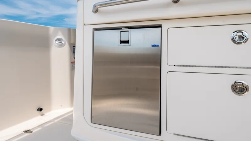 Slide: The Image of Boston Whaler 380 Outrage 2027 - 44