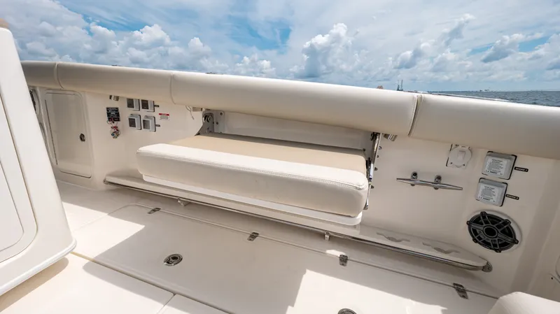 Slide: The Image of Boston Whaler 380 Outrage 2027 - 40