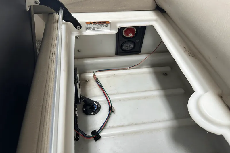 Slide: The Image of Premier 270 INTRIGUE 2019 - 26