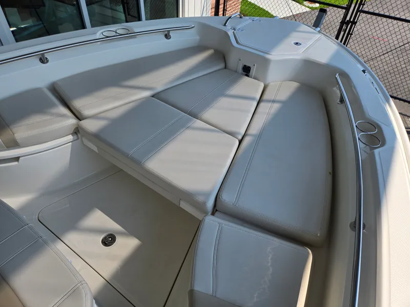 Slide: The Image of Boston Whaler 280 Dauntless 2027 - 19