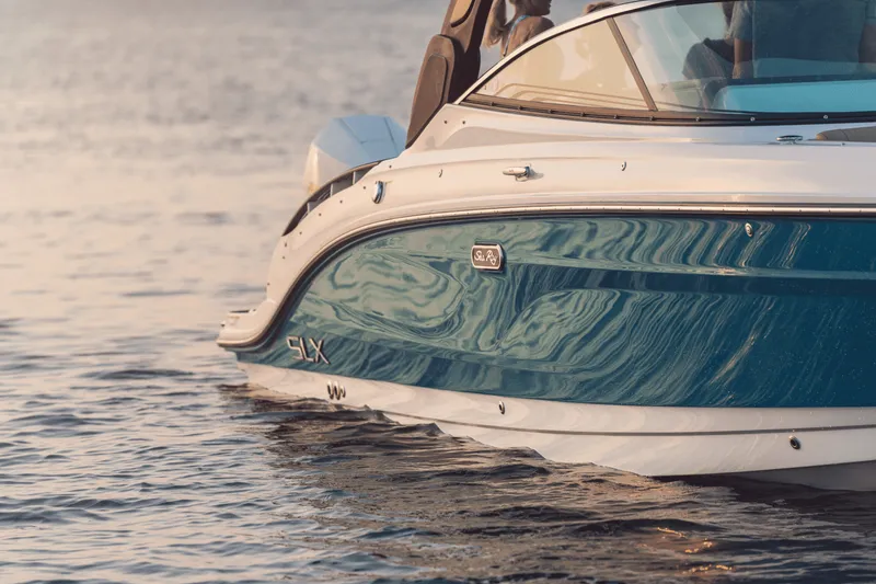 Slide: The Image of Sea Ray SLX 280 Outboard 2027 - 30