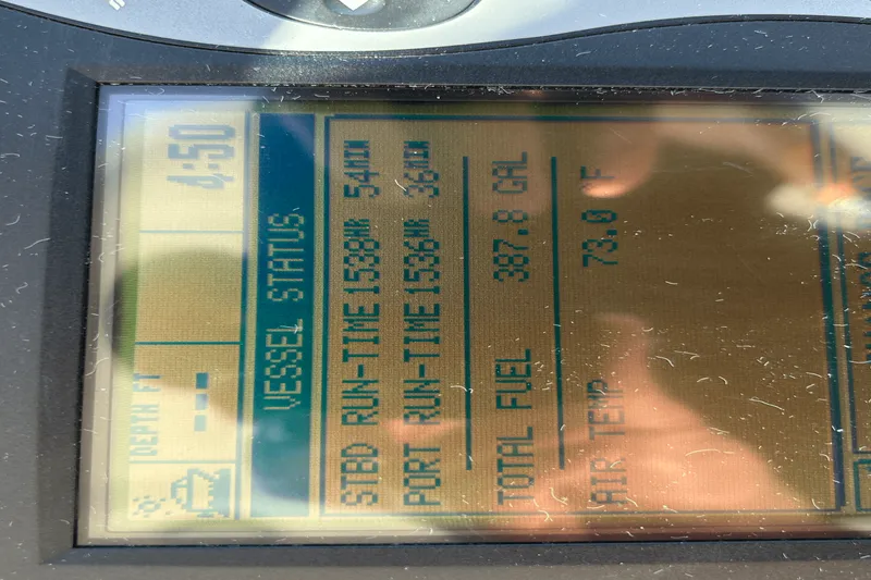 Slide: The Image of Sea Ray 50 SUNDANCER 2003 - 13