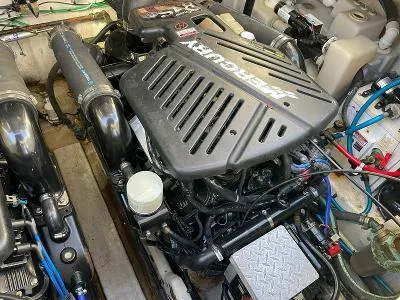 Slide: The Image of Engine compartment of a 2005 Sea Ray 340 Sundancer boat. - 15