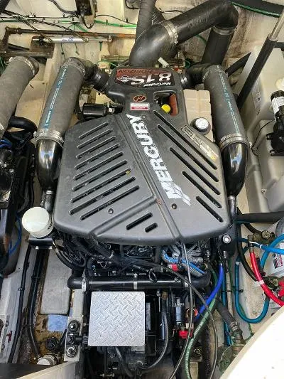 Slide: The Image of Sea Ray 340 Sundancer 2005 - 50