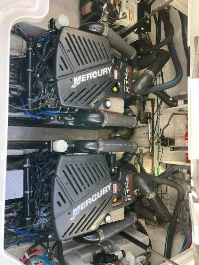 Slide: The Image of Sea Ray 340 Sundancer 2005 - 53