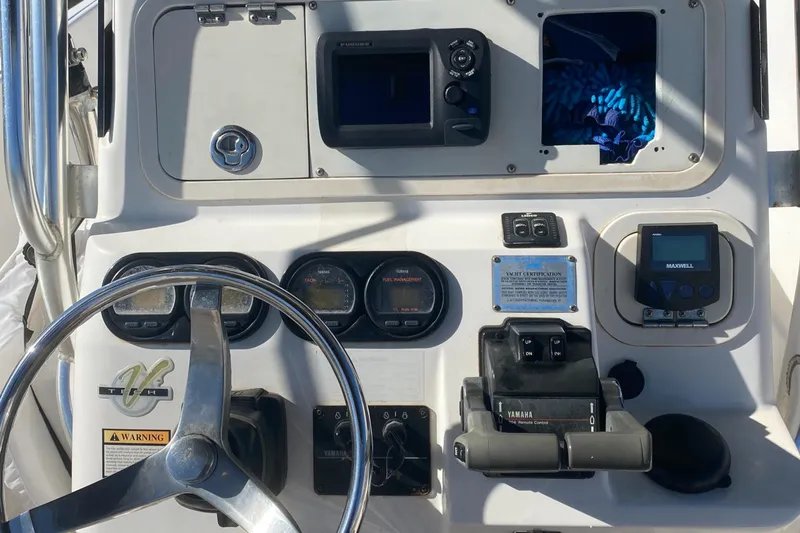 Slide: The Image of Century 2600 Center Console 2004 - 6