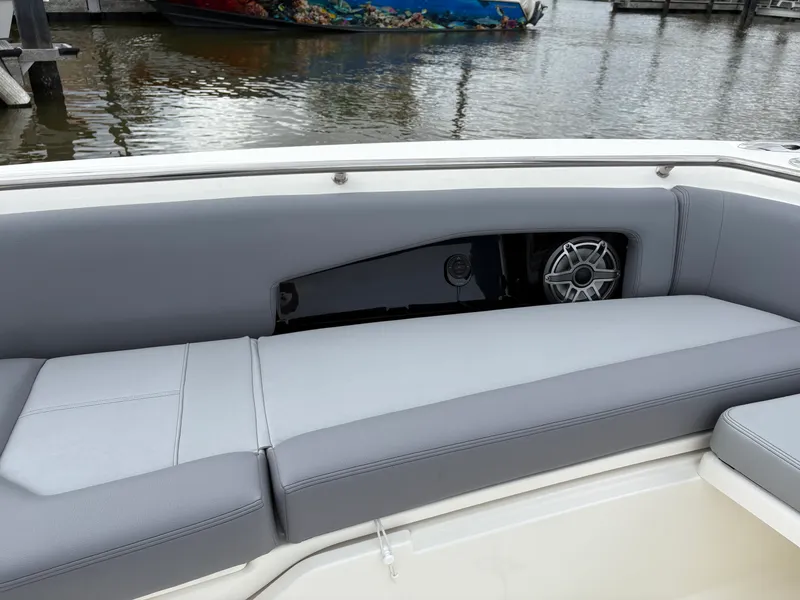 Slide: The Image of Boston Whaler 360 Outrage 2026 - 22