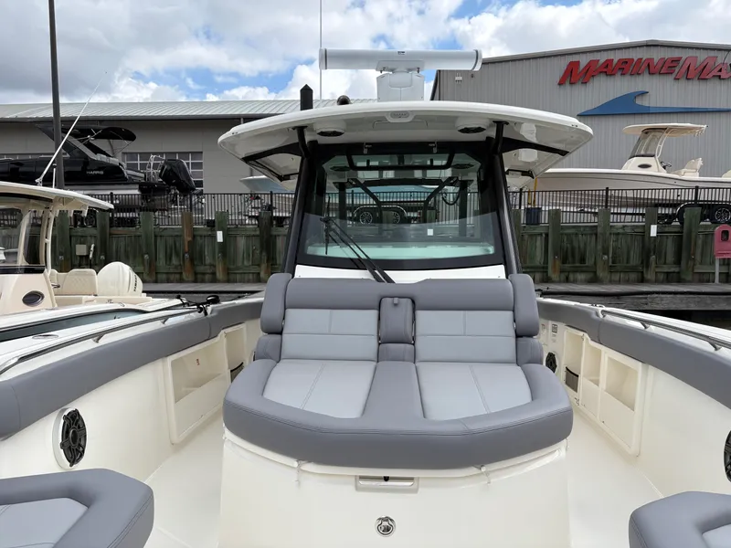 Slide: The Image of Boston Whaler 360 Outrage 2026 - 23
