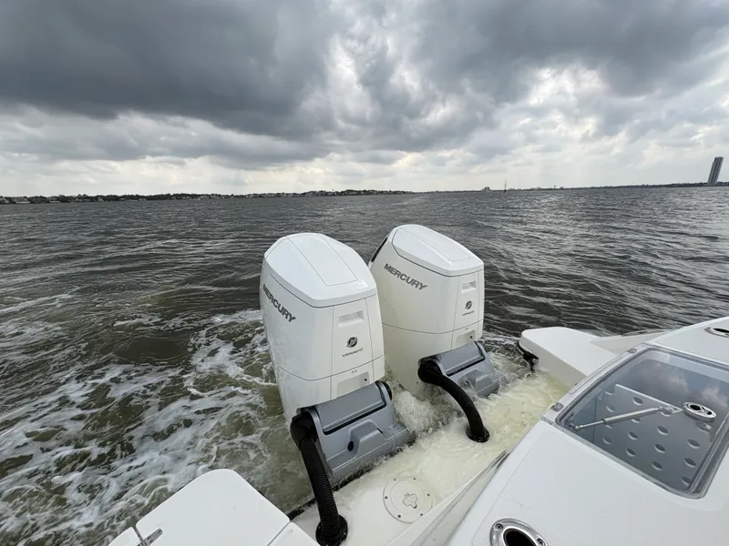Slide: The Image of Boston Whaler 360 Outrage 2026 - 45