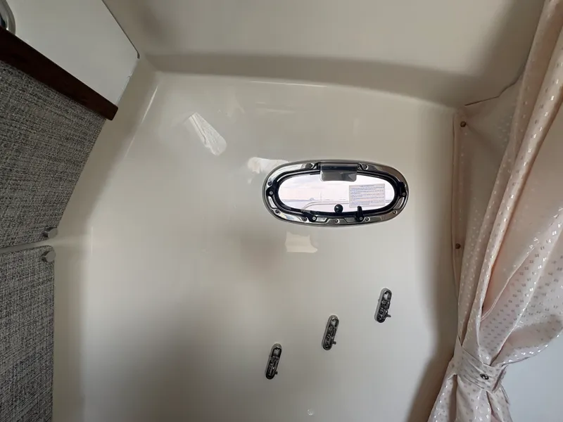 Slide: The Image of Boston Whaler 360 Outrage 2026 - 50
