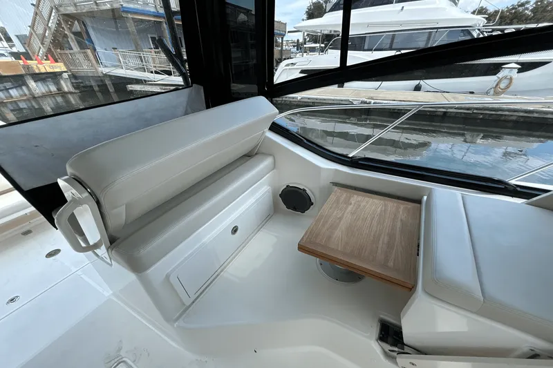 Slide: The Image of Boston Whaler 325 Conquest 2025 - 25