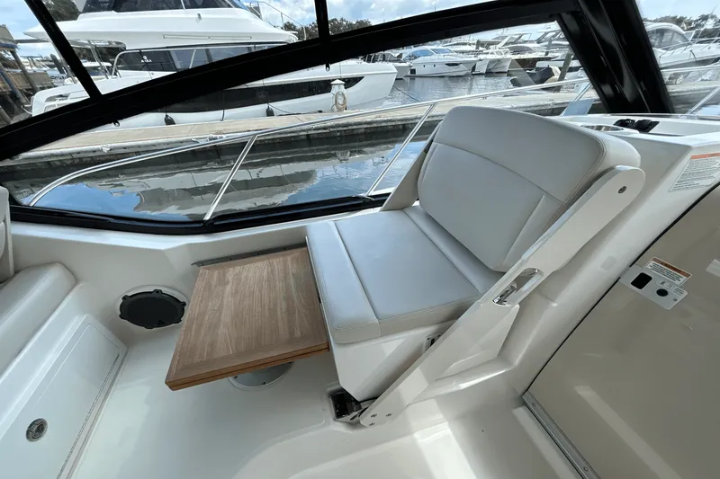 Slide: The Image of Boston Whaler 325 Conquest 2025 - 26