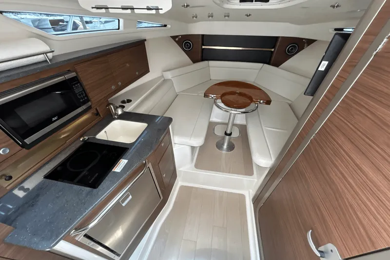 Slide: The Image of Boston Whaler 325 Conquest 2025 - 29