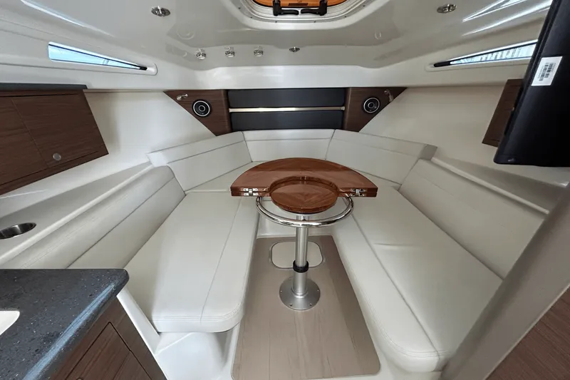 Slide: The Image of Boston Whaler 325 Conquest 2025 - 35