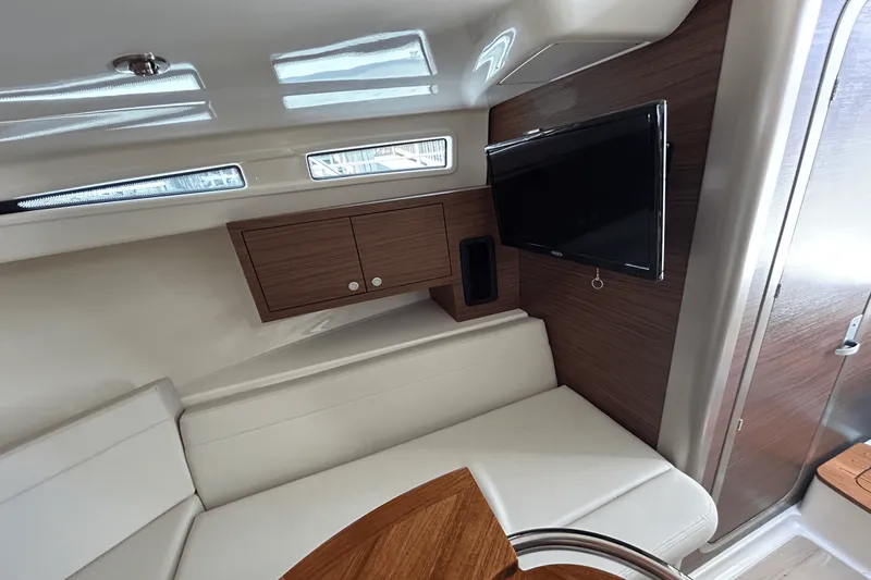 Slide: The Image of Boston Whaler 325 Conquest 2025 - 37