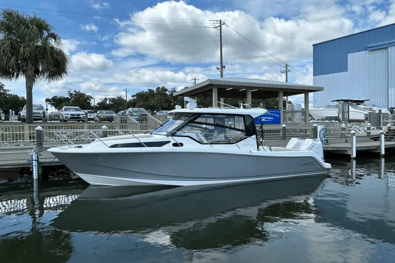 Slide: The Image of Boston Whaler 325 Conquest 2025 - 7