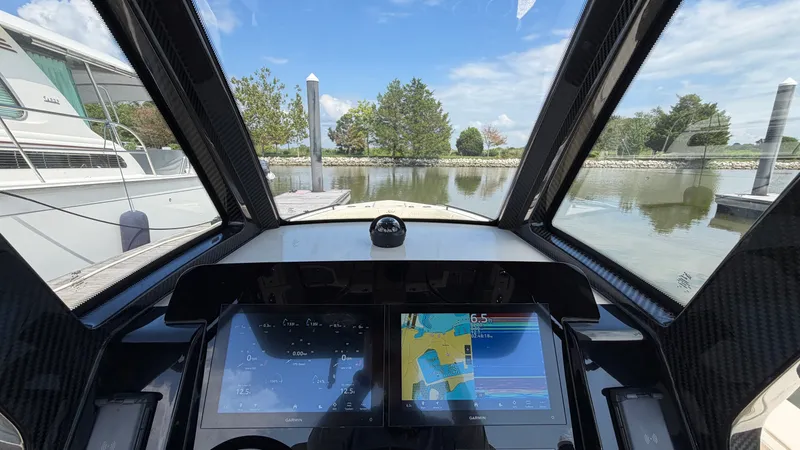 Slide: The Image of Scout 260 LXF 2027 - 27