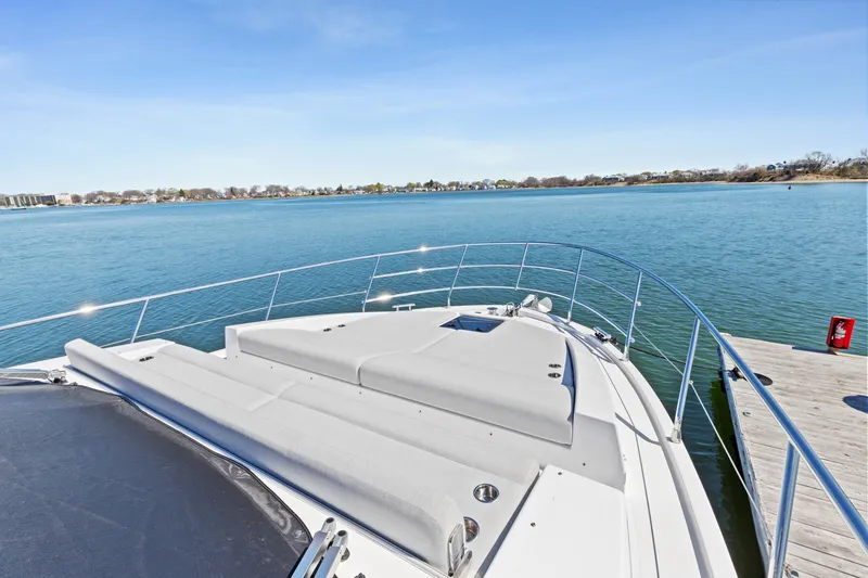Slide: The Image of Azimut 50 FLYBRIDGE 2022 - 14